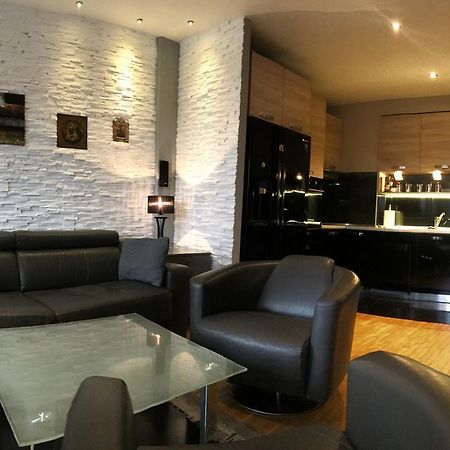 Lovely Apartment Belgrado Exterior foto